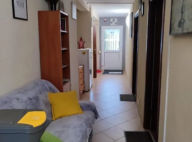 게스트하우스 Karkonosze 3*