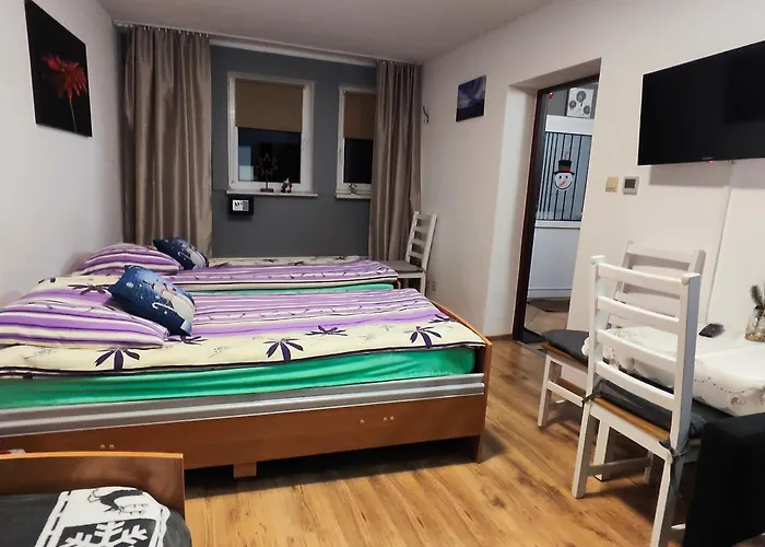 게스트하우스 Karkonosze 셰시에카